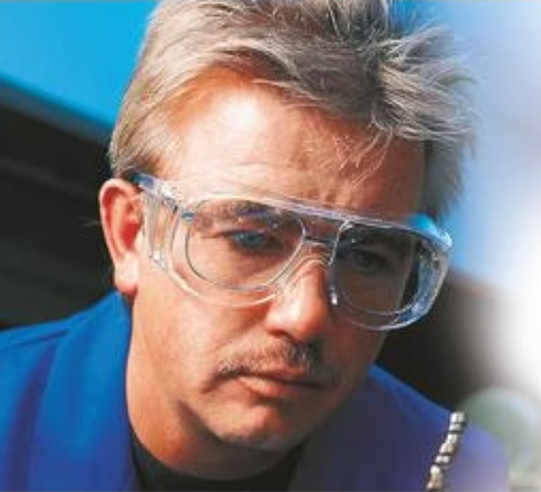 Lunettes ou surlunettes pour porteur de lunettes (grande monture)