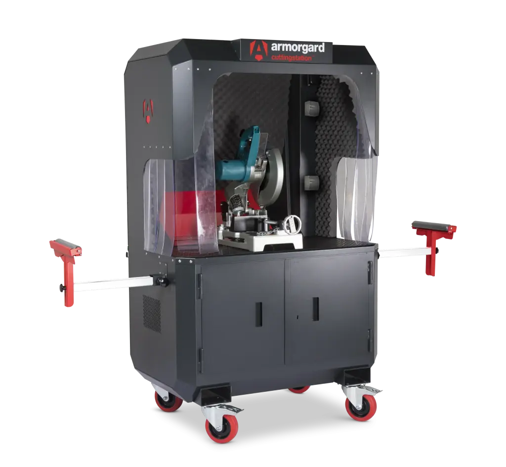 Station de découpe mobile CuttingStation SS7 avec anneaux de levage montés - 1360x770x1905