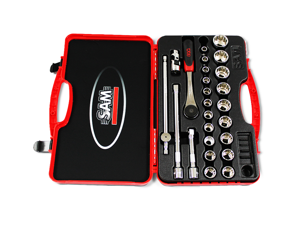 Boite à cliquet 23 outils 10 à 32 en coffret sauf douille Diam. 25