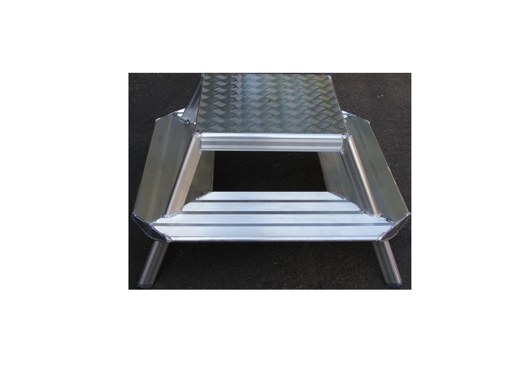 2-step podium - Aluminum