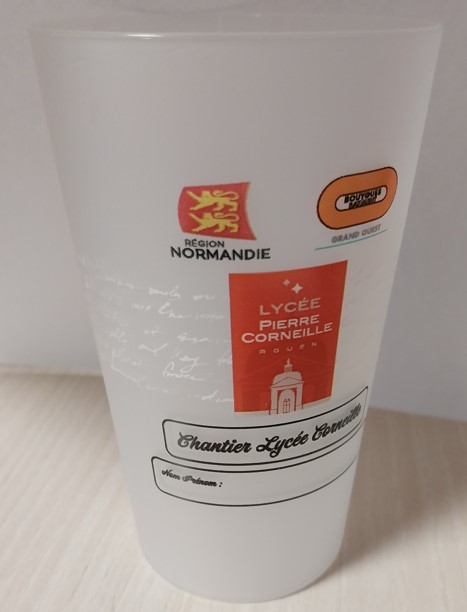Gobelet plastique réutilisable 30cl BY BAT GRAND OUEST - Région Normandie - Lycée Pierre Corneille + encadrement pour personnalisation nominative