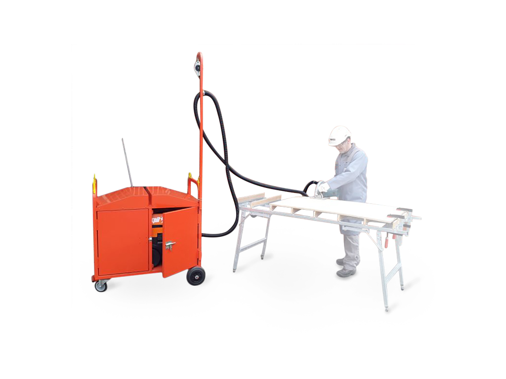 Vacuum cleaner box version with 2 side doors with pole and reel