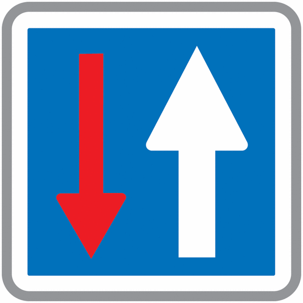 C18 sign ''priority in front'' 700 mm CL2