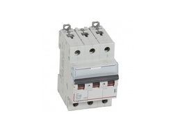 [CO007893] 3 X 16A D curve circuit breaker Merlin Guerin 24602