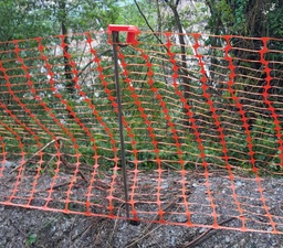 [IN145483] Capuchon pour piquet porte lanterne Diam. 14mm - Rouge (carton de 250 pièces)